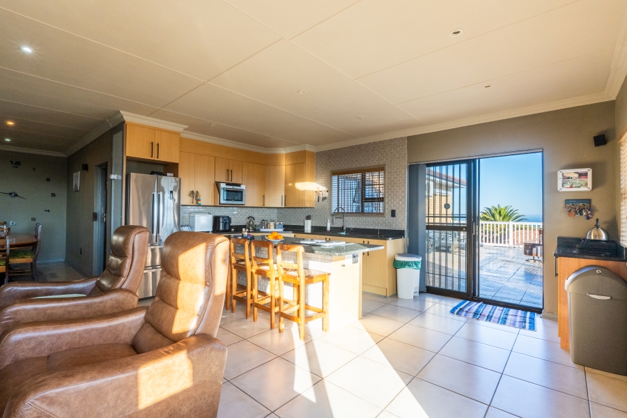 4 Bedroom Property for Sale in Dana Bay Western Cape